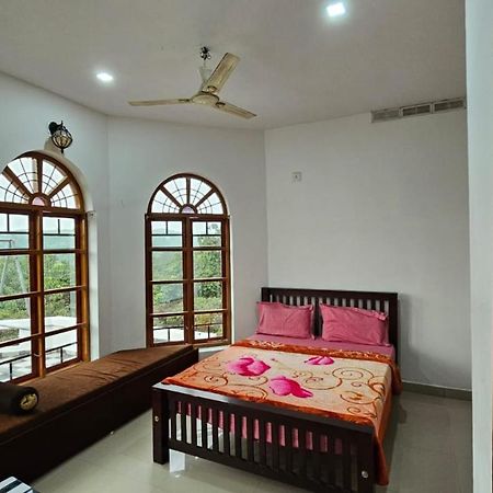 Star Holidays Vagamon Buitenkant foto